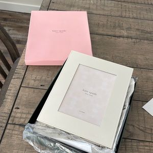 Brand New Kate Spade Mr & Mrs Frame 5x7